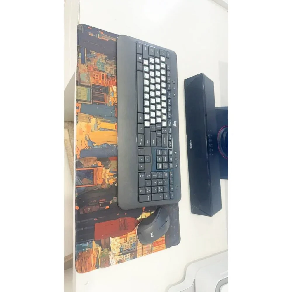Vibrant Urban Street Art Large Gaming Mouse Pad Anti-Slip Desk Mat 11.8